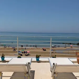 https://donna-teresa.sicilyhotelsitaly.net