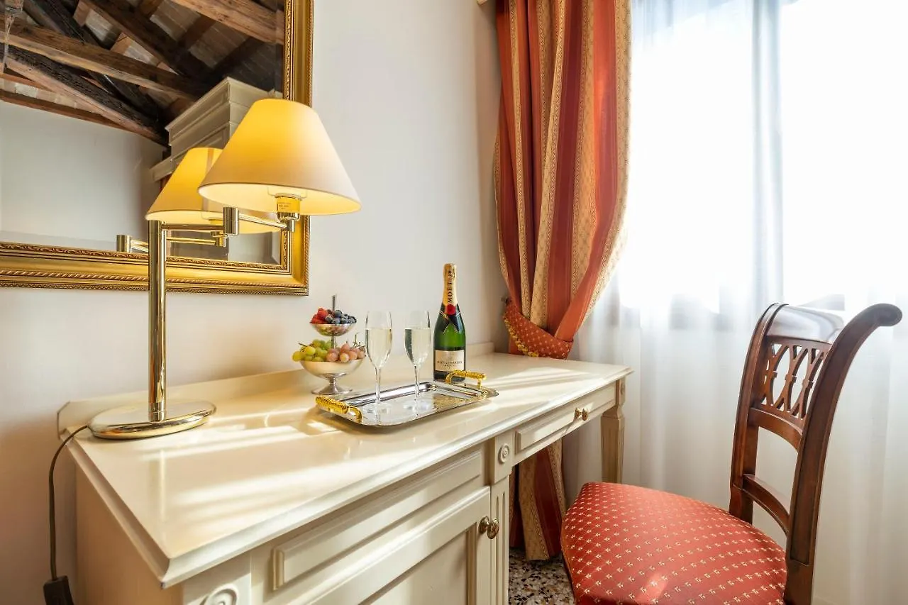****  Hotel Bella Venezia Italia